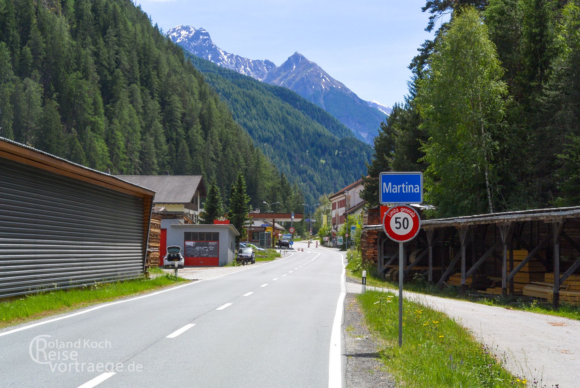 mit Kindern per Rad über die Alpen, Via Claudia Augusta, Grenzübergang Schweiz/Österreich in Martina